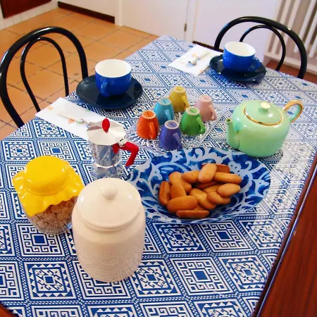 La Bougainvillea Guest house 2*
