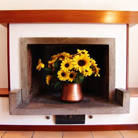 Guest house La Bougainvillea 2*